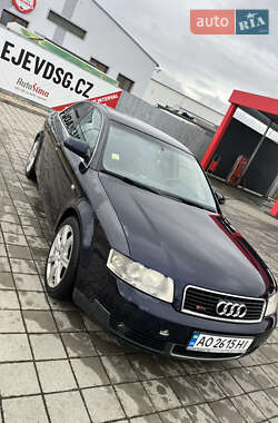 Седан Audi A4 2001 в Иршаве