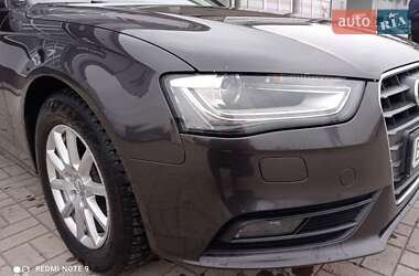 Универсал Audi A4 2015 в 