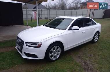 Седан Audi A4 2012 в Черновцах