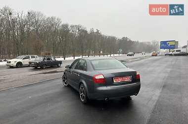 Седан Audi A4 2002 в 