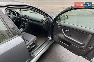 Седан Audi A4 2002 в 