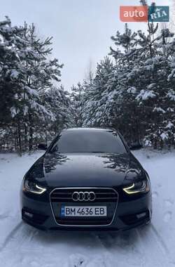 Седан Audi A4 2012 в Львове