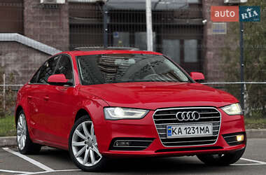 Седан Audi A4 2012 в Киеве