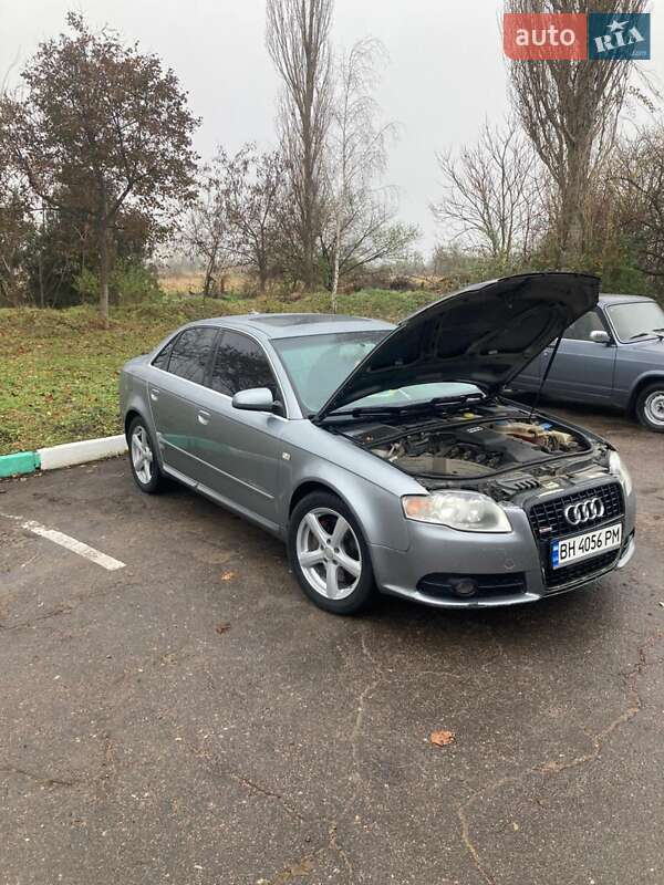 Седан Audi A4 2008 в Южном