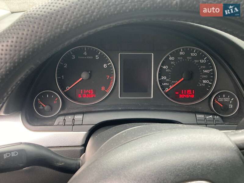 Седан Audi A4 2008 в Южном
