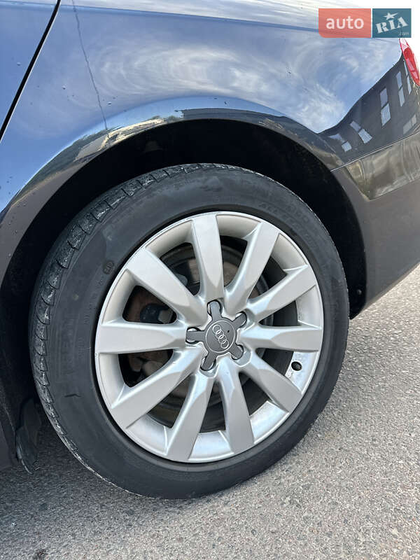 Седан Audi A4 2014 в Львове фото 15 Седан Audi A4 2014 в Львове