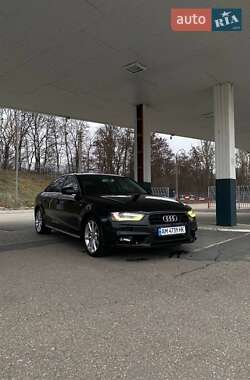 Седан Audi A4 2014 в Житомире