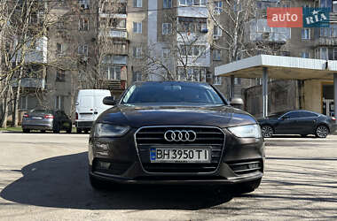 Седан Audi A4 2012 в Одессе