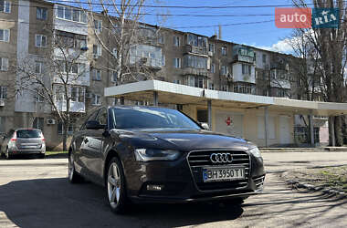 Седан Audi A4 2012 в Одессе