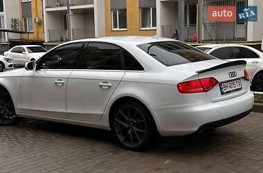 Седан Audi A4 2011 в Одесі