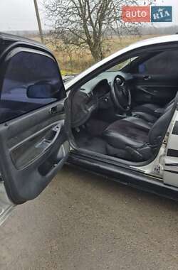 Седан Audi A4 1995 в Богородчанах