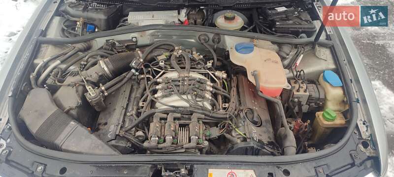 Седан Audi A4 1998 в Харькове