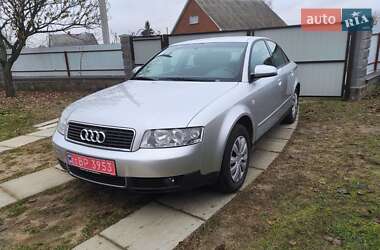 Седан Audi A4 2003 в Сарнах