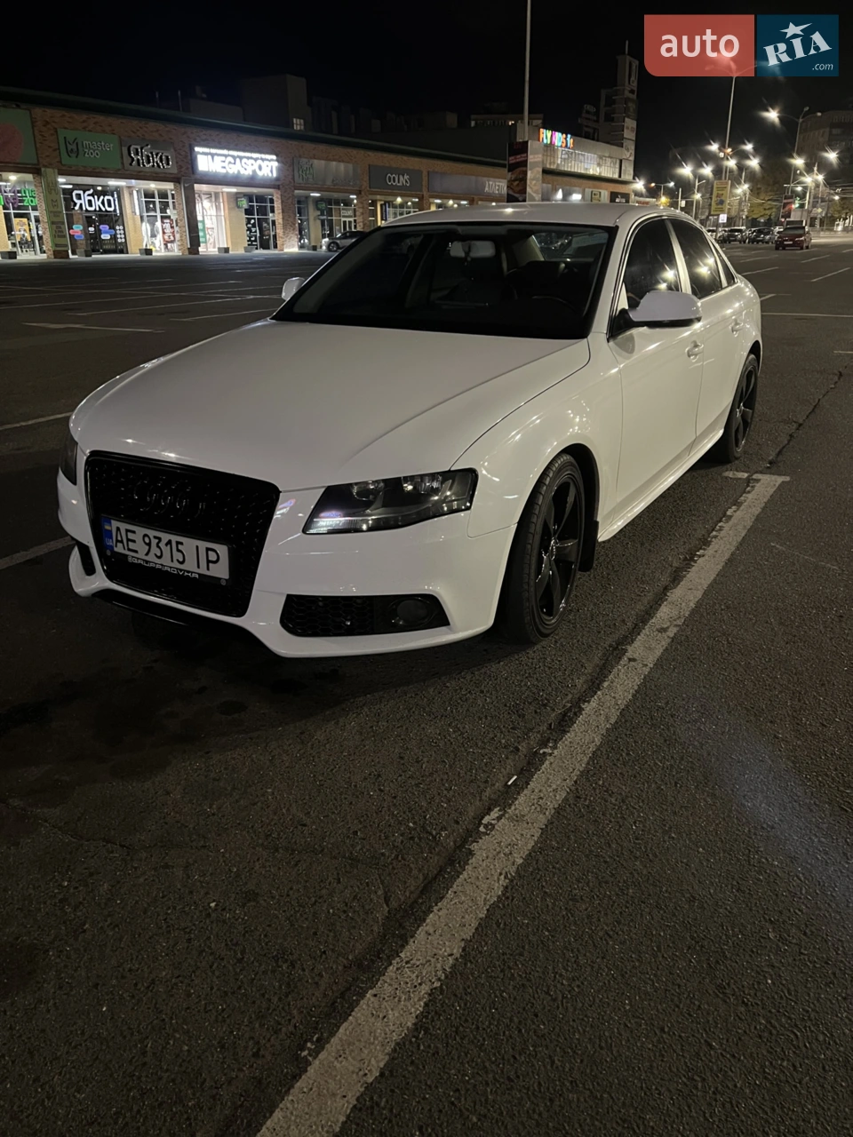 2010 Audi A4 - мініатюра 11