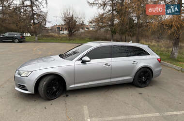 Универсал Audi A4 2016 в 