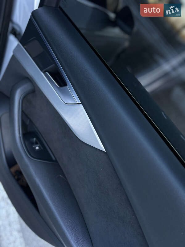 Универсал Audi A4 2016 в Днепре