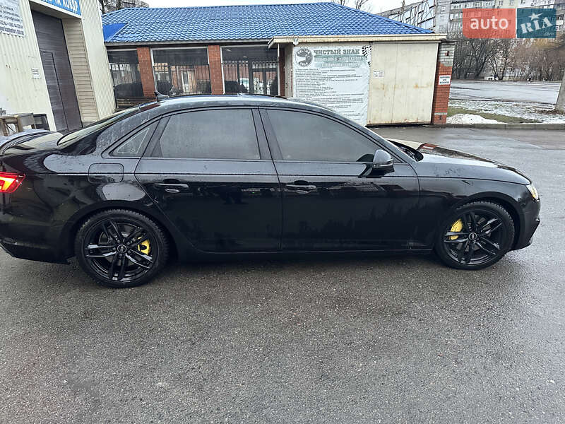 Седан Audi A4 2019 в Сумах