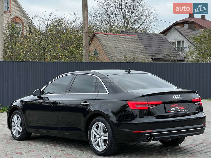 Седан Audi A4 2017 в Каменец-Подольском