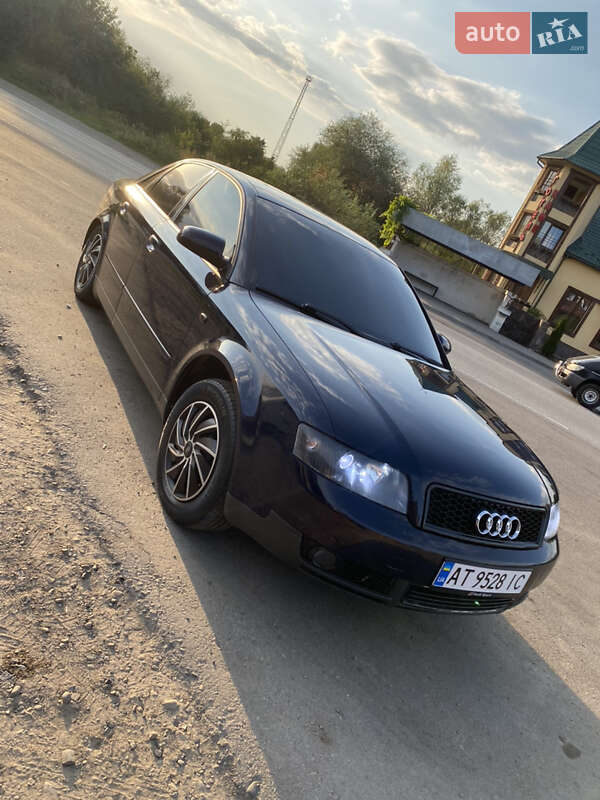 Седан Audi A4 2002 в Ивано-Франковске