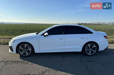 Седан Audi A4 2020 в 