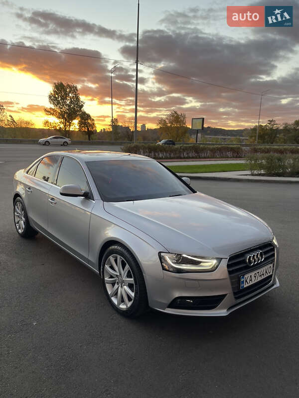 Audi A4 2015