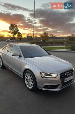 Седан Audi A4 2015 в 