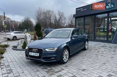 Седан Audi A4 2015 в Львові