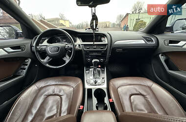 Седан Audi A4 2012 в Киеве