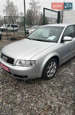 Седан Audi A4 2004 в Лубнах