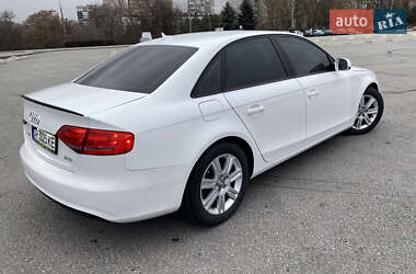 Седан Audi A4 2011 в Запорожье