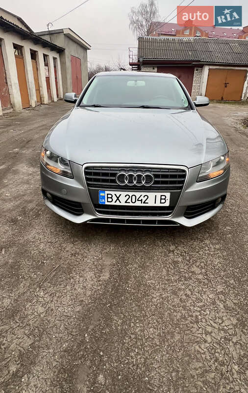 Седан Audi A4 2010 в Хмельницькому