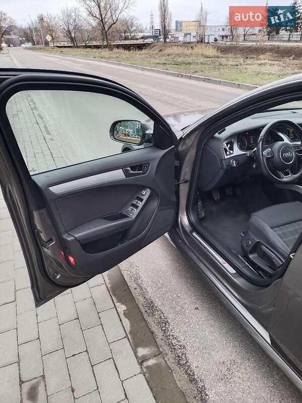 Универсал Audi A4 2015 в Харькове