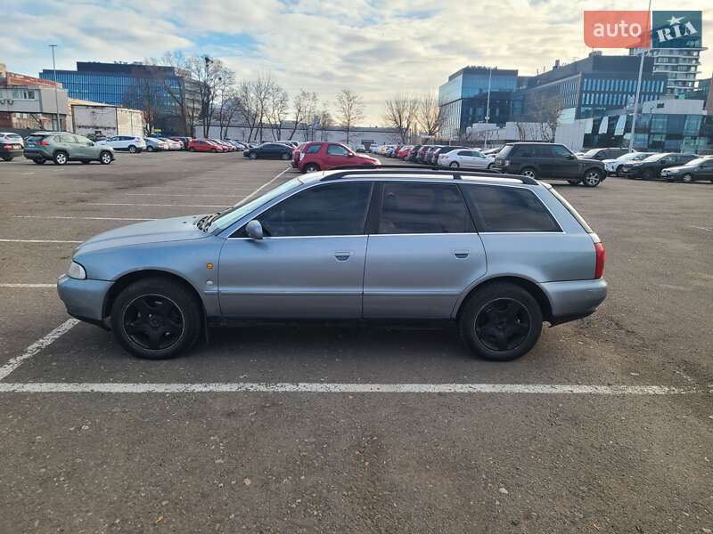 Універсал Audi A4 1997 в Києві