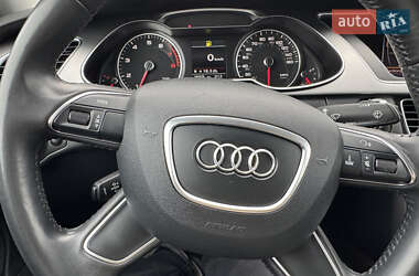 Седан Audi A4 2014 в 