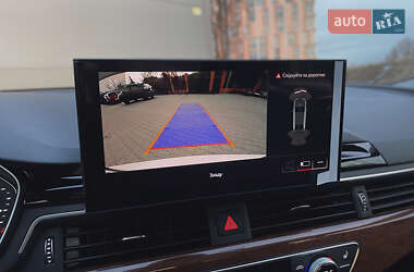 Седан Audi A4 2020 в 
