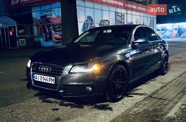 Седан Audi A4 2010 в Киеве