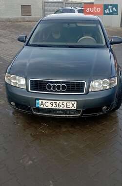 Седан Audi A4 2002 в Горохові