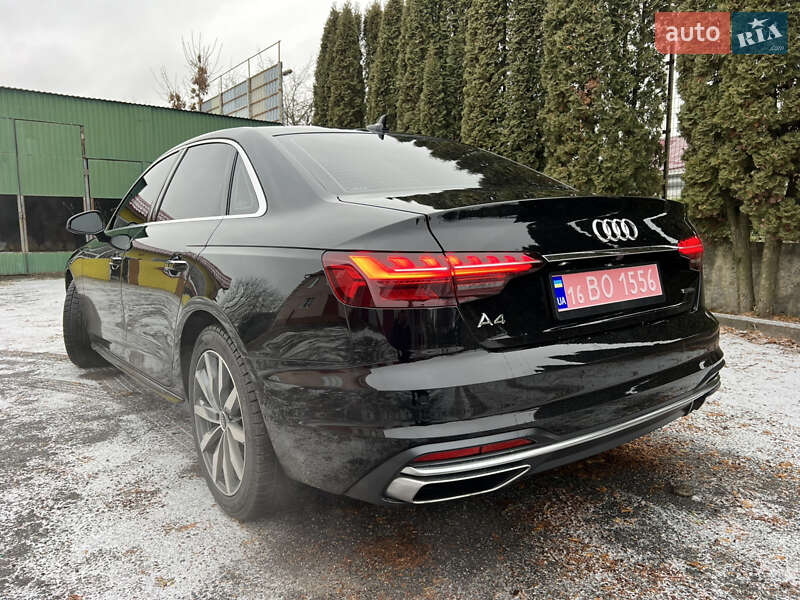 Седан Audi A4 2021 в Виннице