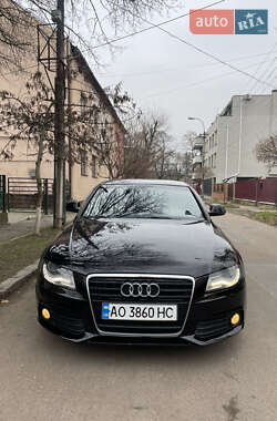 Седан Audi A4 2008 в Ужгороді