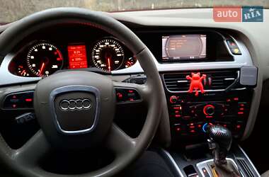 Седан Audi A4 2012 в Киеве