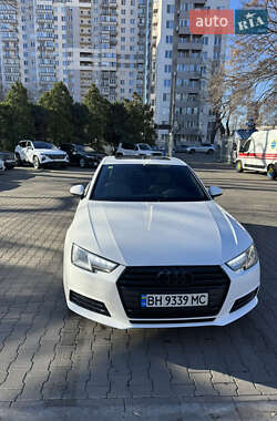 Седан Audi A4 2016 в Одесі