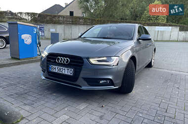 Седан Audi A4 2013 в Ізмаїлі