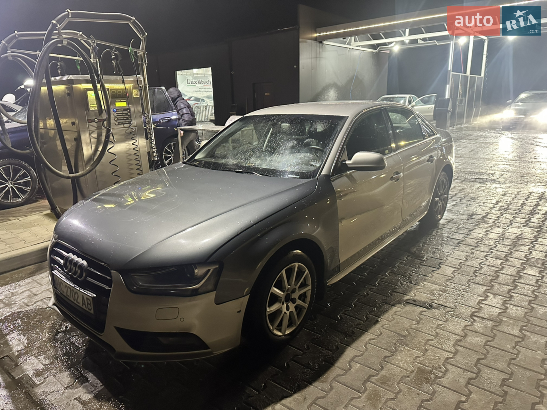2012 Audi A4 - мініатюра 2