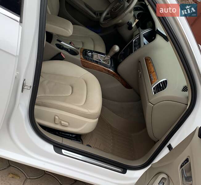 Седан Audi A4 2011 в Кривому Розі
