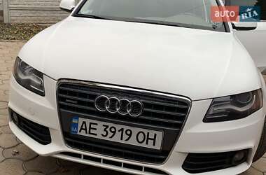 Седан Audi A4 2011 в 