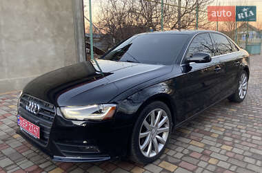 Седан Audi A4 2013 в 