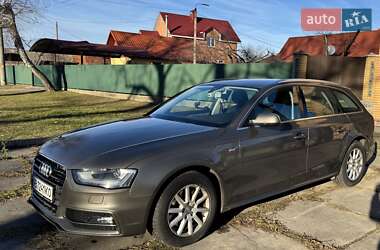 Универсал Audi A4 2015 в 