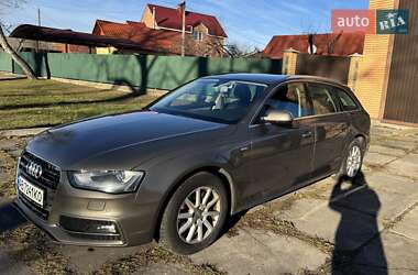 Универсал Audi A4 2015 в 