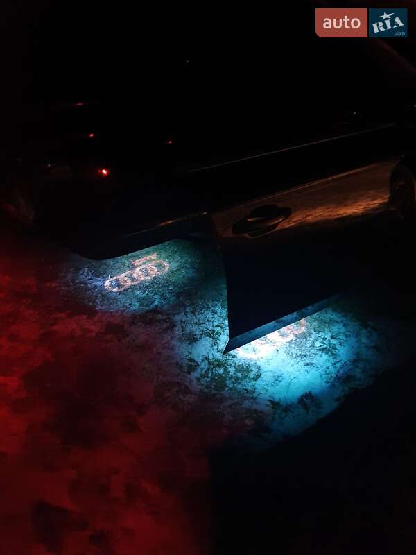 Седан Audi A4 2013 в Луцьку