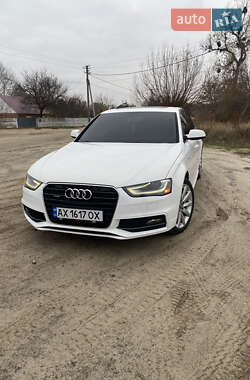 Седан Audi A4 2014 в 